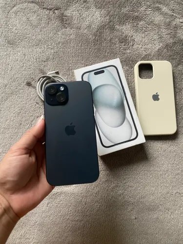 iPhone 15 128GB