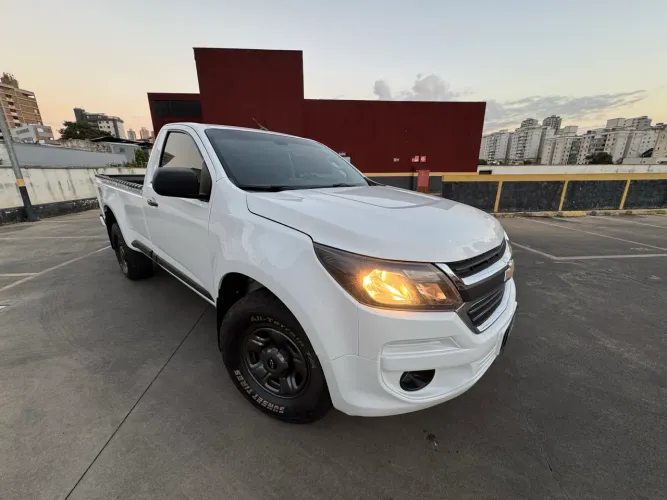 Chevrolet S10 Pick-up LS 2.8 TDI 4X4 CS Diesel 2017