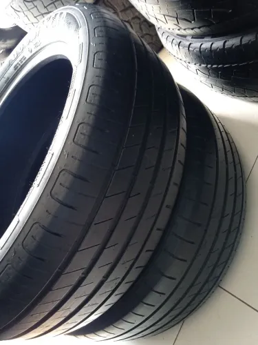 2 Pneus 205/55/17 Goodyear