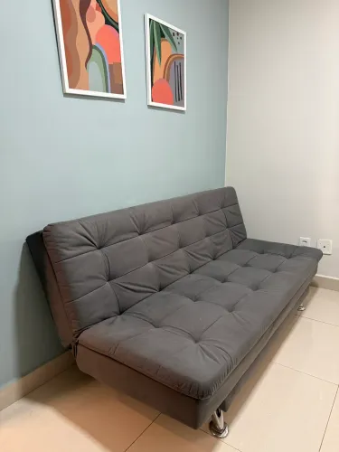 Sofá cama cinza em suede POUCO USADO