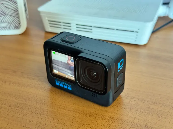 GoPro 10 Black em ótimo estado