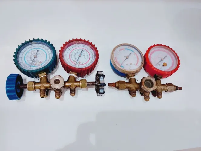 Conjunto de monômetro