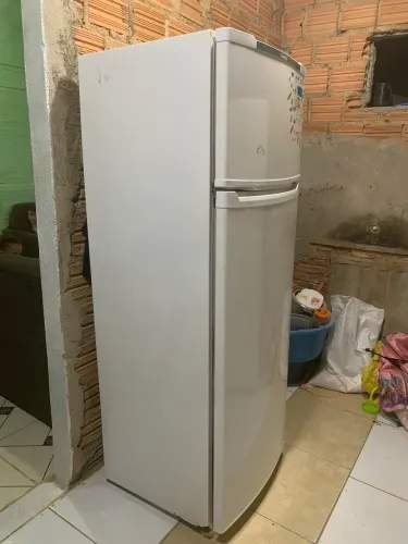 Geladeira Cônsul 334l