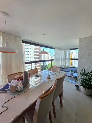 Lindo 2/4, de 90m², PORTEIRA FECHADA, no Caminho das Árvores