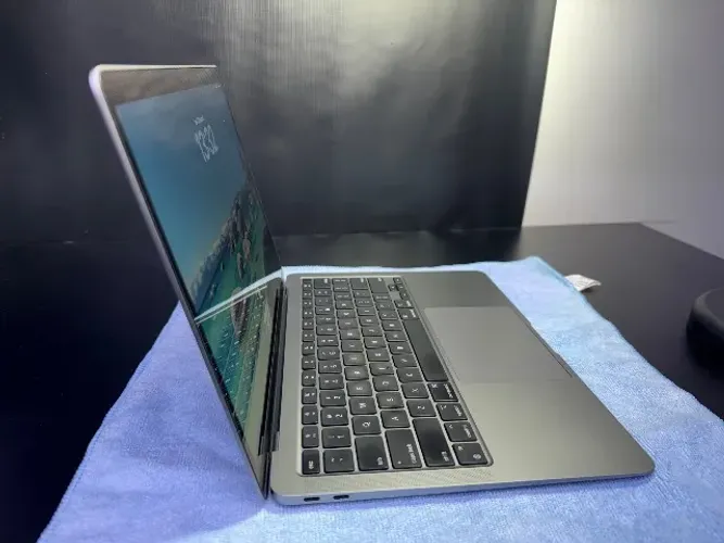 MacBook Air M1 | 512GB SSD | 8GB RAM | Caixa e acessórios