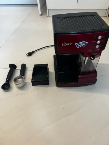 cafeteira oster prima latte