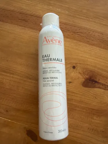 Água termal Avène