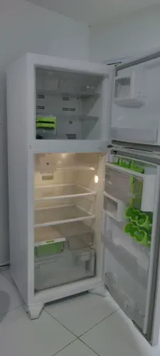 Geladeira Consul frosfre ótima geladeira grande e espaçosa 