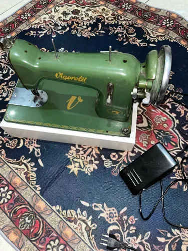 Máquina Vigorelli Verde Italiana Anos 60 - Motor Lanmax + Suporte
