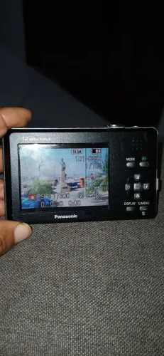 Câmara 12 megapixels Panasonic 