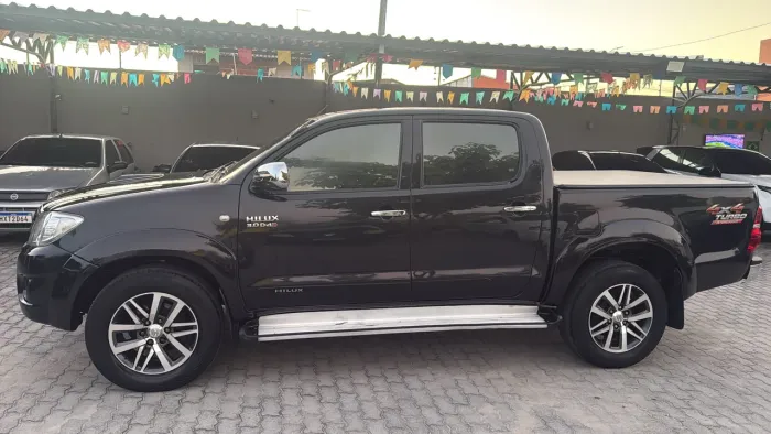 Toyota Hilux CD SRV D4-d 4X4 3.0 TDI Dies 2010