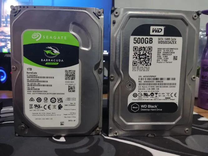 Vendo HD 1TB/500 GB Benedito Bentes
