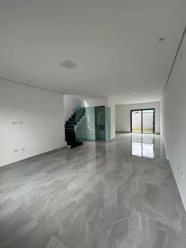 Sobrado à venda, Mogi das Cruzes, 03 quartos sendo 01 suíte cm closet, 112,00m²