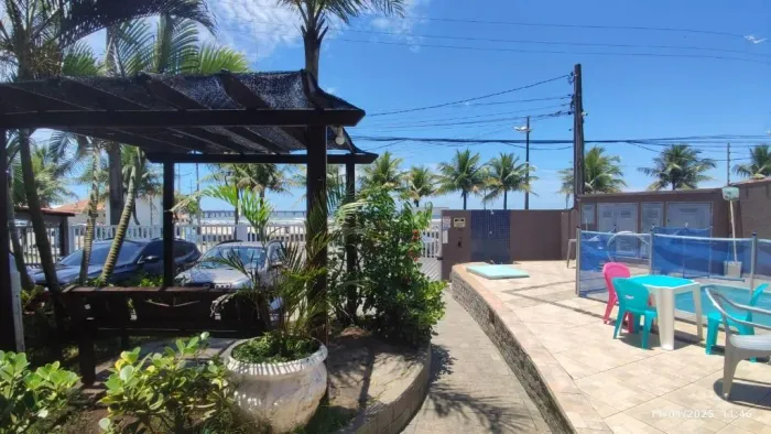 Casa em condomínio frente praia em Praia Grande | Flórida Mirim, 3 quartos, suíte e 2 vaga