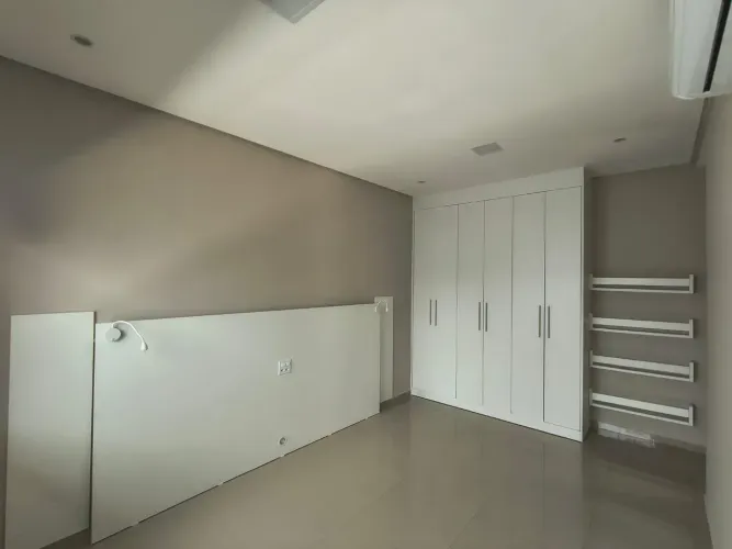 Vendo casa em condomínio Alphaville de Alto padrão Rio das Ostras