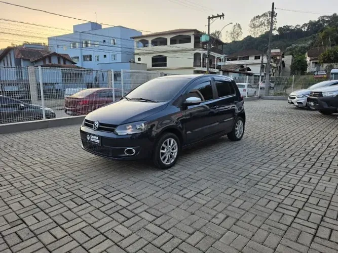 Volkswagen Fox Rock IN RIO 1.6 MI Total Flex 8V 5P 2014