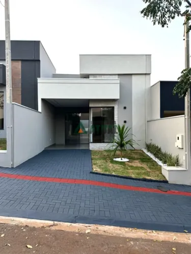 Casa em condomínio com 03 dormitórios sendo 01 suíte na cidade de Cambé