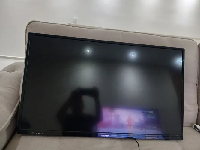 TV Semp Toshiba.