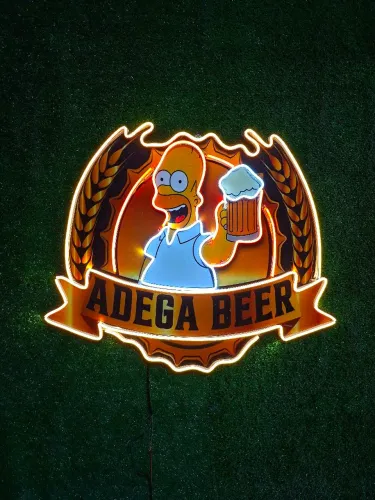 Placa de acrílico em neon