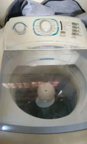 Máquina de Lavar Electrolux 10kg (Defeito)