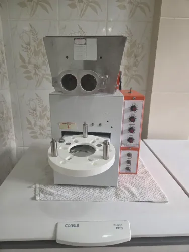 Máquina de Salgados semi nova