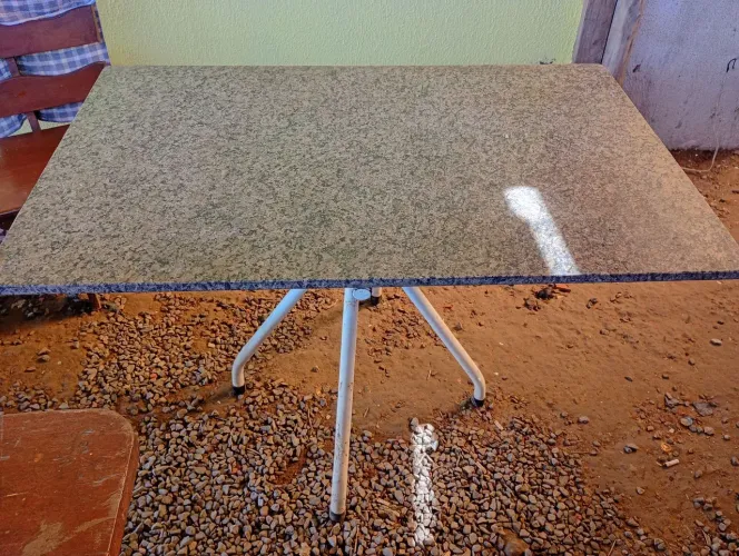 Mesa de mármore 