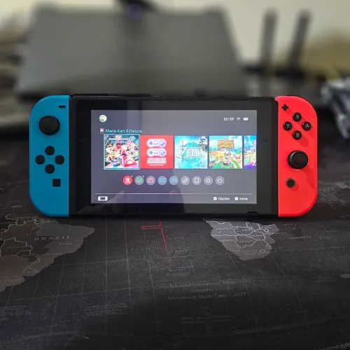 Nintendo Switch 32GB (Console + Joy-Cons Originais) - Excelente Estado