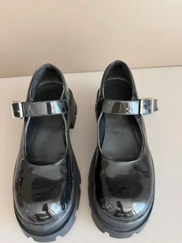 Sapato boneca zara 
