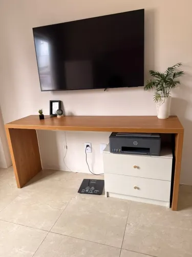 Mesa de escritório  180x 45cm