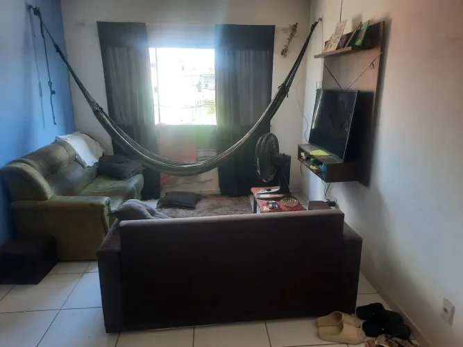 Vendo um apartamento