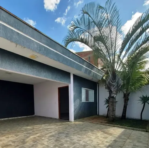 Vende-se casa
