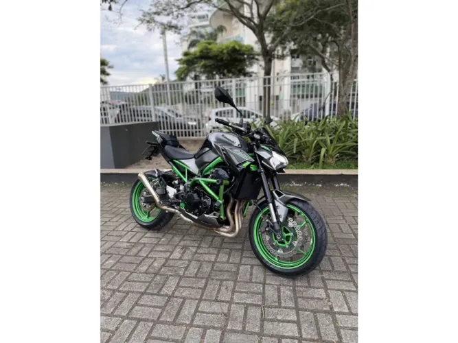 Kawasaki Z900 2023