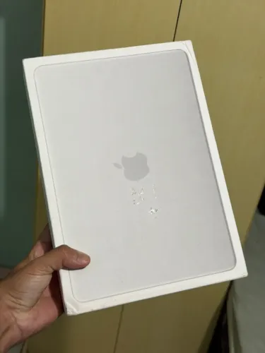 MacBook Neo 512gb Silver