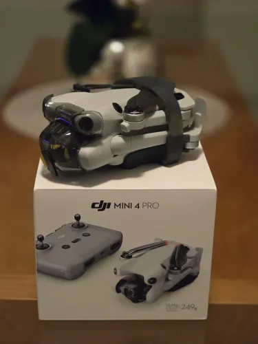 Drone DJi Mini 4 Pro ! Uma Bateria ! Novíssimo! 10 dias ! Leia 
