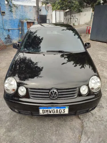 Volkswagen Polo Sed./sed. Comf. 2.0/2.0 Flex 8V 4P 2004