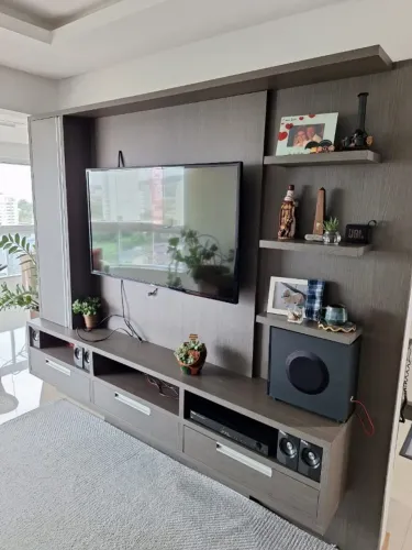 Rake para sala de tv medindo 2,50 x 0,33 x 2,10