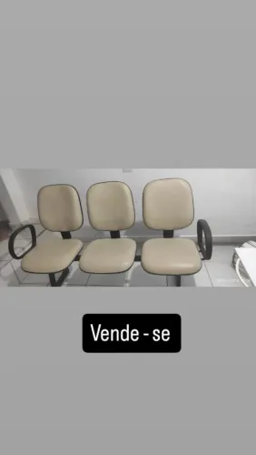 Vendo jogo de cadeiras para recepção 