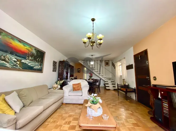 Sobrado Residencial - 3 Dormitórios à Venda no Alto da Boa Vista - São Paulo/SP.