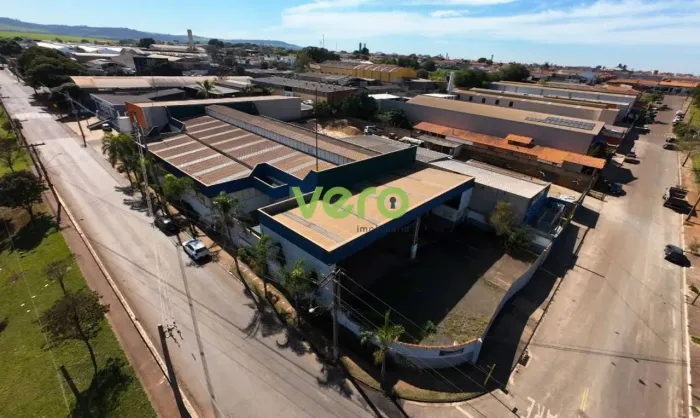 Galpão Industrial para alugar, 1750 m² por R$ 36.908/mês - Distrito Industrial I - Iracemá