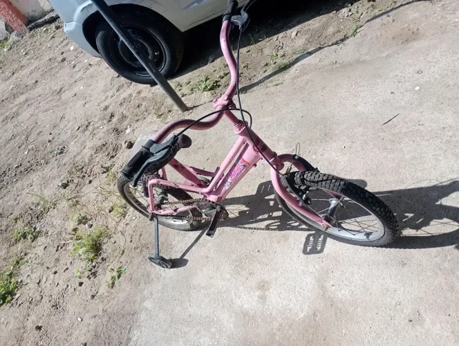 Bicicleta de criança feminina