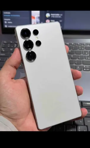 Samsung S25 Ultra