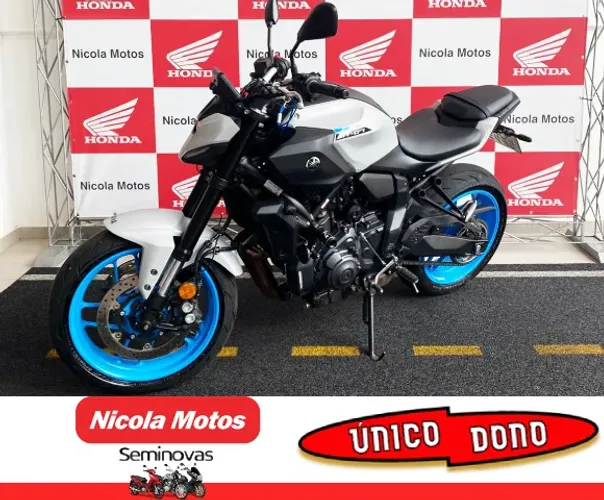 YAMAHA MT-07 CONNECTED ABS