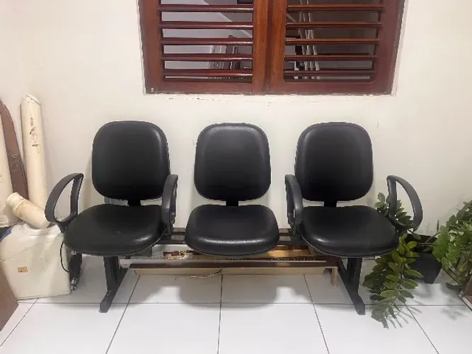 Cadeira de recepção 3 lugares