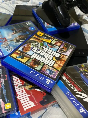 Troco ps4 10 jogos por iPhone