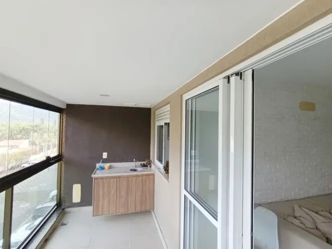 Maravilhoso apartamento, Maui Unique, semi mobiliado, Recreio dos Bandeirantes