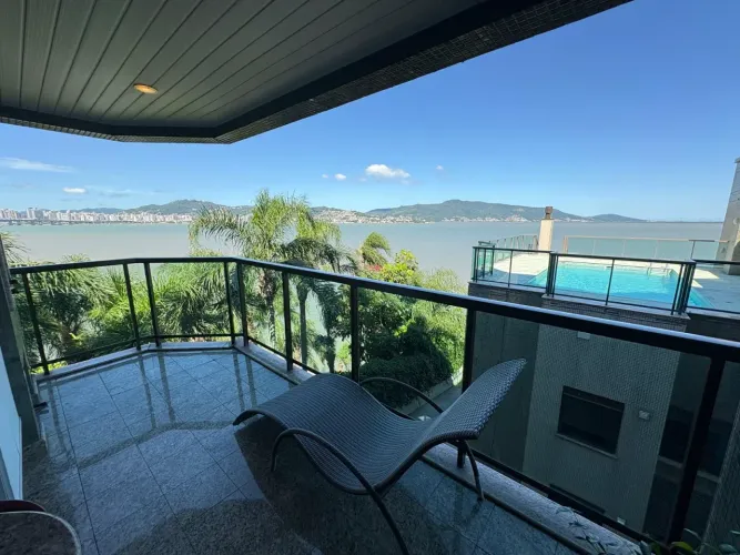 Apartamento 3 dorm frente Mar Coqueiros