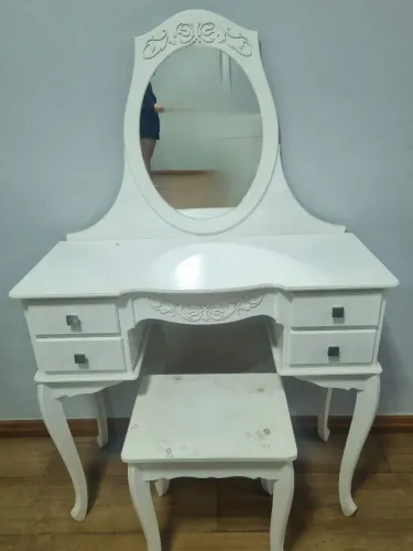 Penteadeira branca