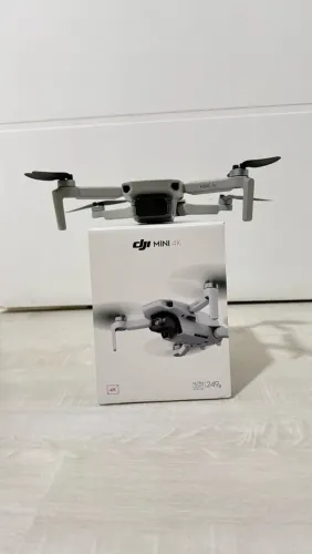 Drone Dji mini 4K muito novo
