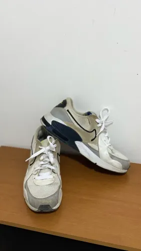 Tenis nike air max excee tamanho 41