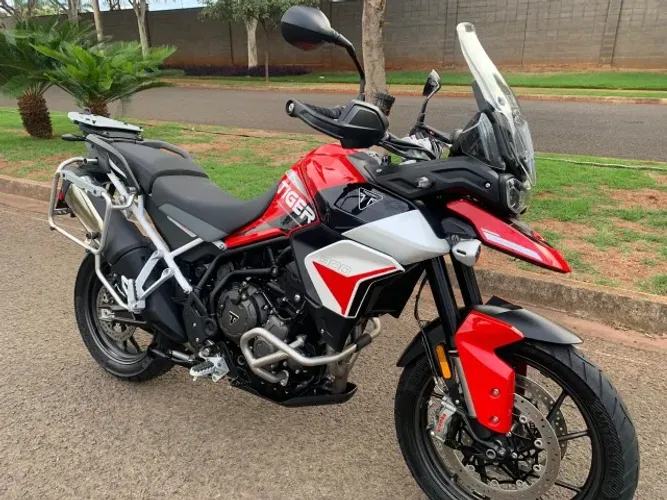 TRIUMPH TIGER 900 GT ARAGON EDITION (IMPECAVEL)
